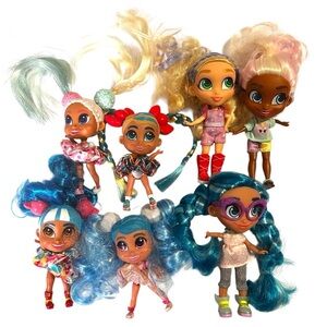 Lot of 7 Hairdorables mini dolls